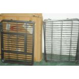 Quantity of pet cages