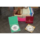 Box of Royal Grafton collectors' plates,