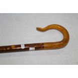 A horn handled and turned wood shepherds crook, 125 cm long.