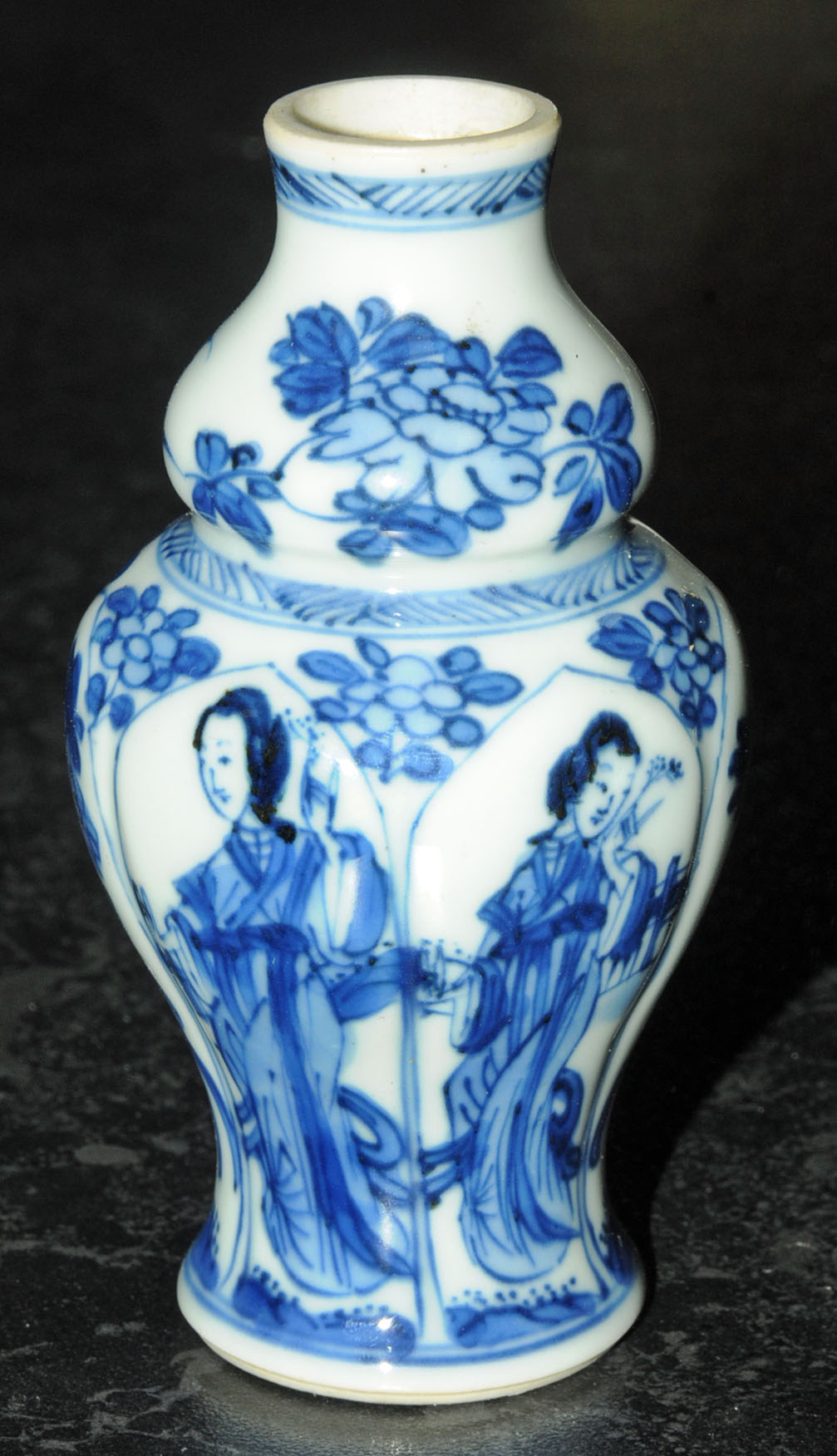 An early 20th century Chinese blue and white porcelain miniature baluster vase with lobbed sides, - Image 4 of 7