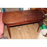 George III mahogany D end table with reeded to edge on square tapered legs, 120 x 55 x 72 cm high.