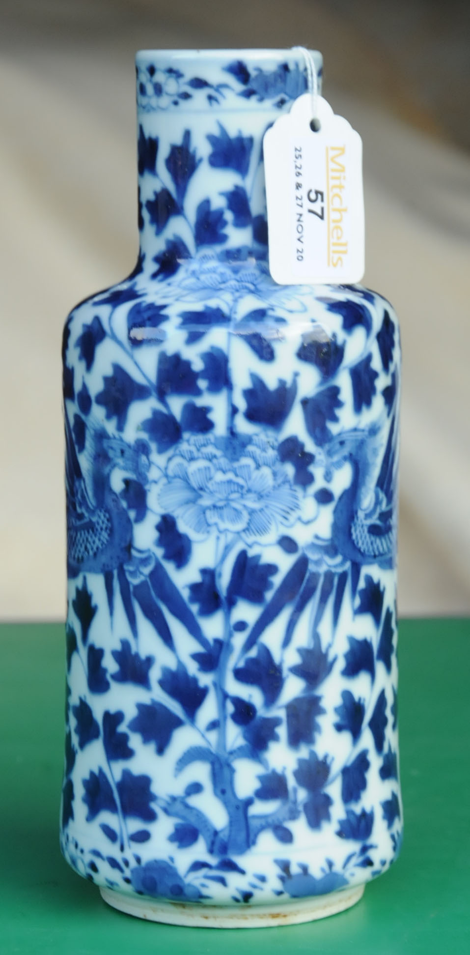 A 19th century Chinese porcelain vase, decorated with dragons and chrysanthemum, - Image 6 of 8