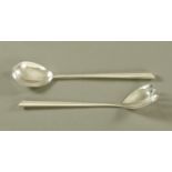 A pair of silver salad servers Birmingham 1900, maker probably Henry Bourne. 118 grams.