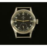 An Omega "Dirty Dozen" military issue gentleman's wristwatch, 10686924 Y22725.