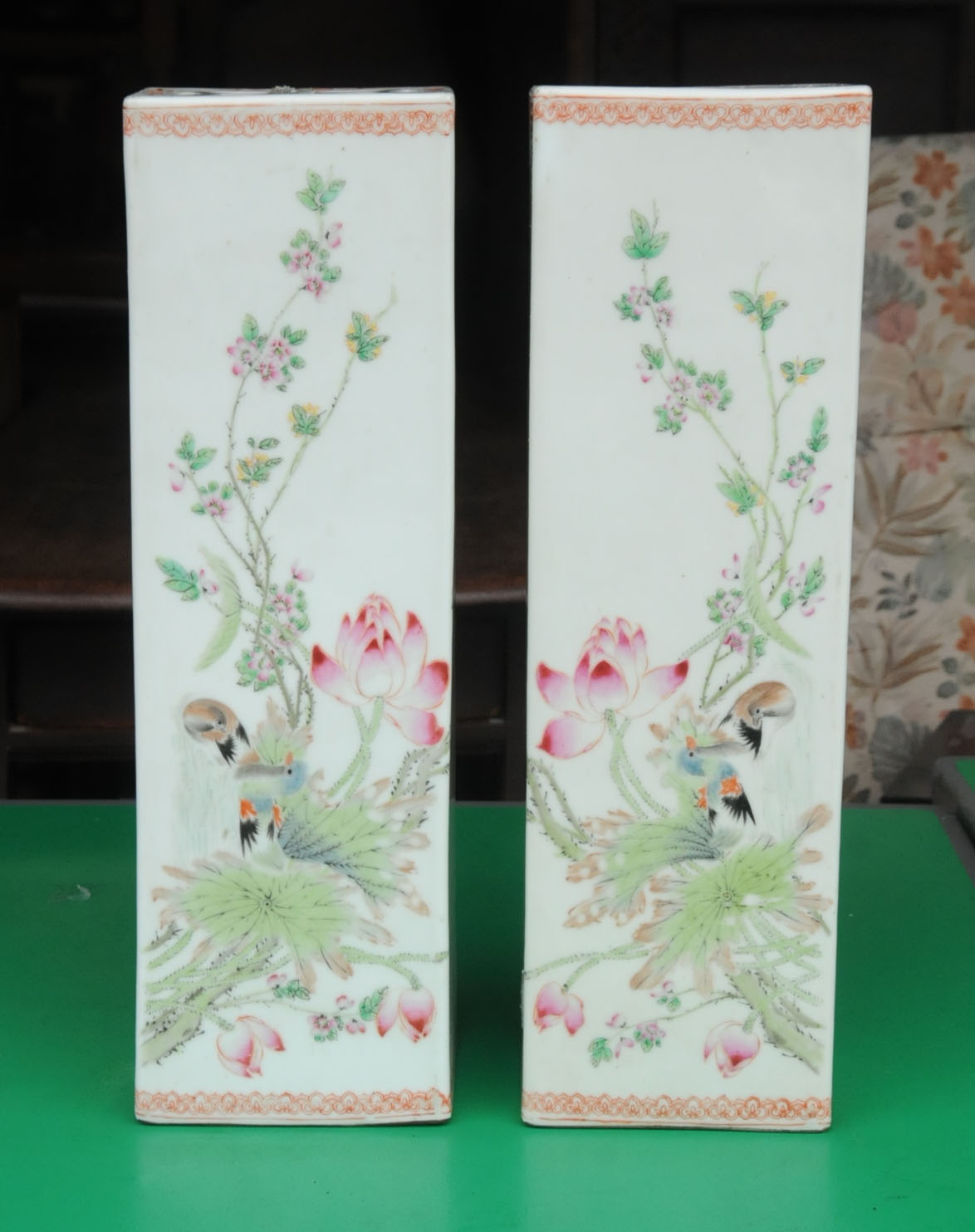 A pair of Chinese rectangular tall stands, decorated with chrysanthemum and birds. Height 42 cm. - Image 2 of 7