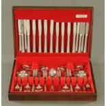 An Oneida stainless steel canteen of cutlery, eight place settings.