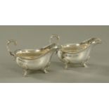 A pair of silver sauce boats, large form, Sheffield 1927. 505 grams.
