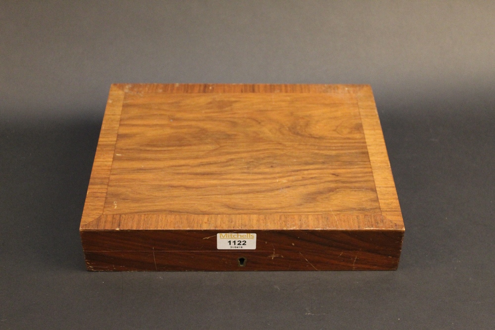 A 1930's mahogany cased canteen of desse - Image 3 of 6