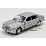 Franklin Mint 1/24 precision issue comprising 1998 Rolls Royce Silver Seraph. Superb Near Mint