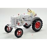 Franklin Mint 1/12 Farmall Super A Tractor. Precision issue is Near Mint, complete with packaging.