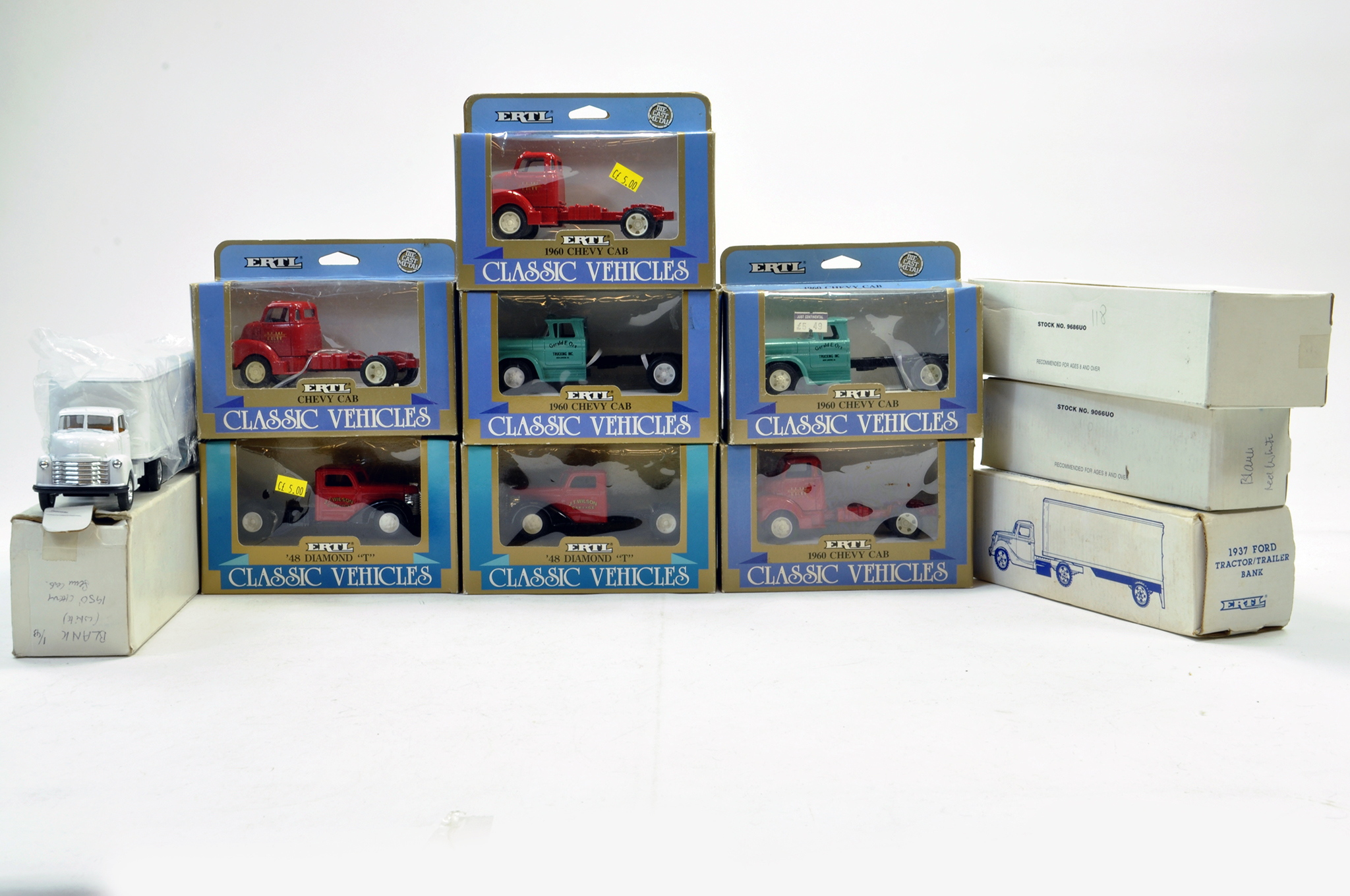 Ertl group of Classic Truck issues plus group of diecast Money Bank models. Excellent to Near Mint