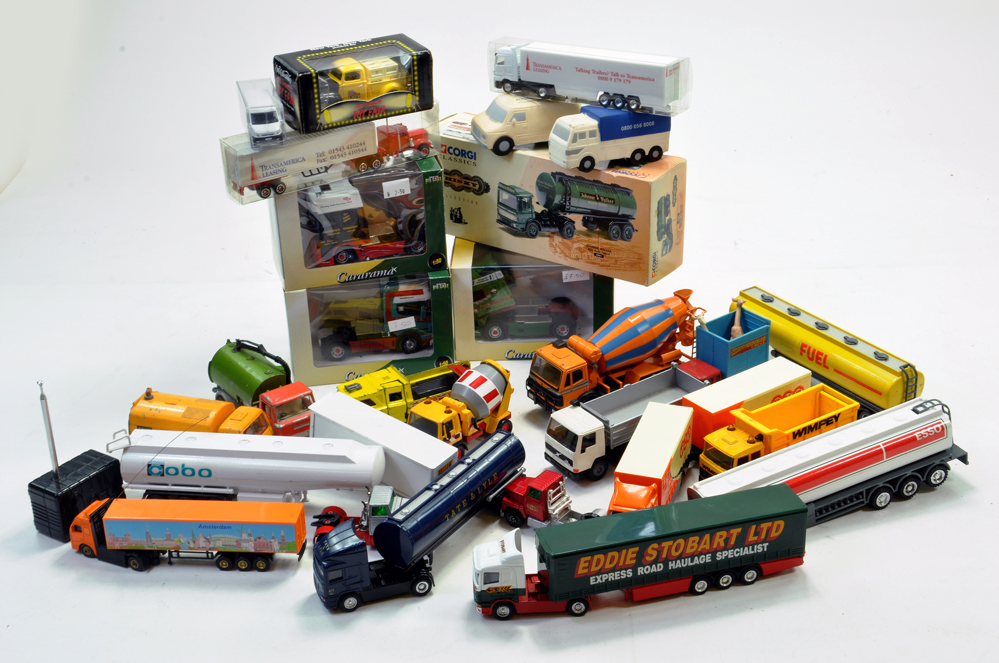 Interesting large group of commercial diecast comprising Cararama Trucks, boxed, plus Conrad 1/50