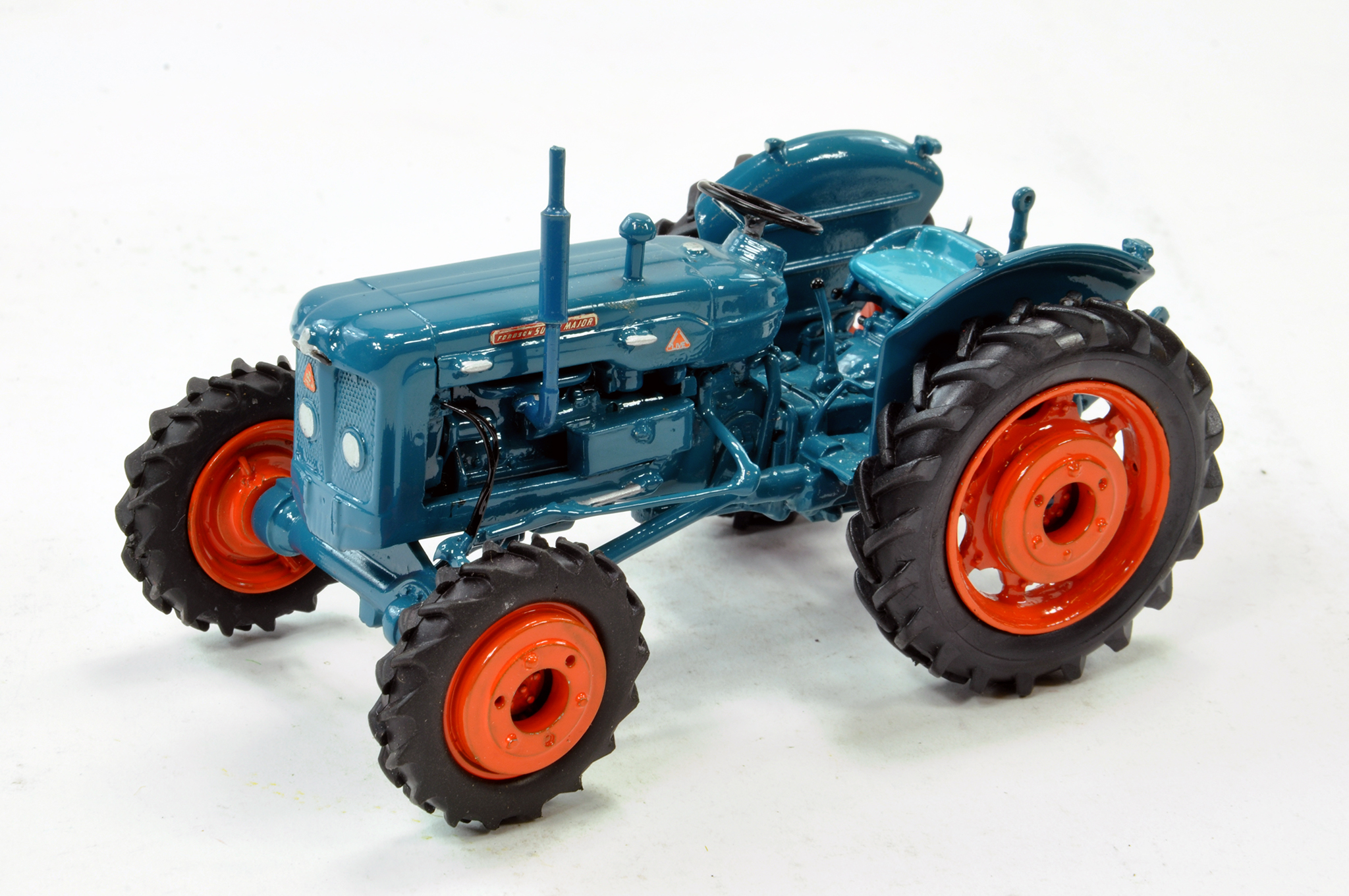 Universal Hobbies 1/32 Custom Fordson Major Roadless Conversion. Generally Excellent.