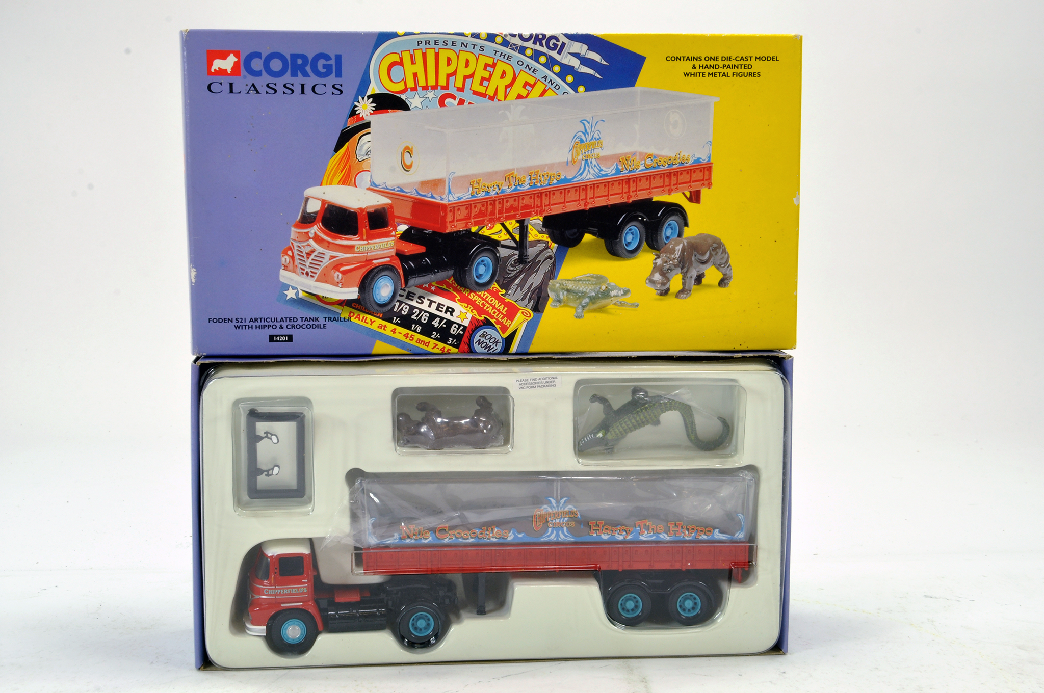 Corgi 1/50 diecast truck Showmans issue comprising No.14201 Foden S21 Set in the livery of