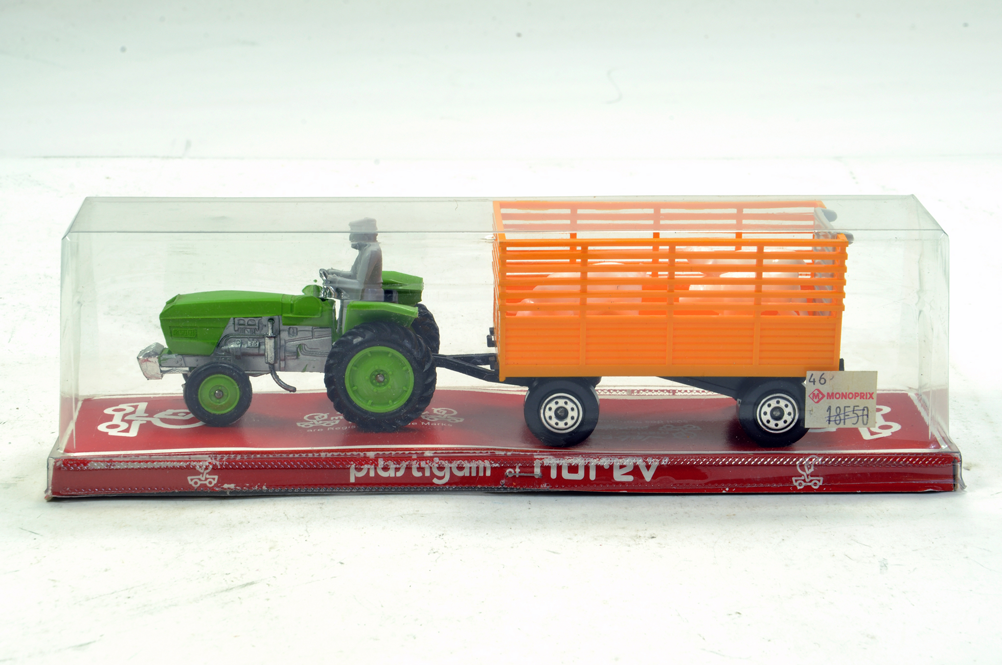 Norev 1/43 Plastic issue No. 105 Renault Tractor and Trailer Set. Looks to be near mint, likely to