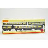 Hornby Model Railway 00 Gauge R4196 Trio Coach Pack, The Golden Arrow for use with Train Pack. Ex