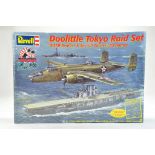 Revell 1/72 / 1/426 Model Kit comprising B-25B Bomber and Carrier Set. Ex Trade Stock, hence