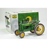 Ertl 1/16 John Deere Model BWH 40 Tractor. Superb model is excellent with box.