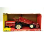 Ertl 1/16 International Tractor and Wagon Set however wagon is replaced with manure spreader.