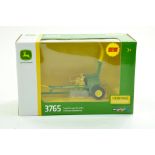 Britains 1/32 farm issue comprising John Deere 3765 Trailed Forage Harvester. Excellent in