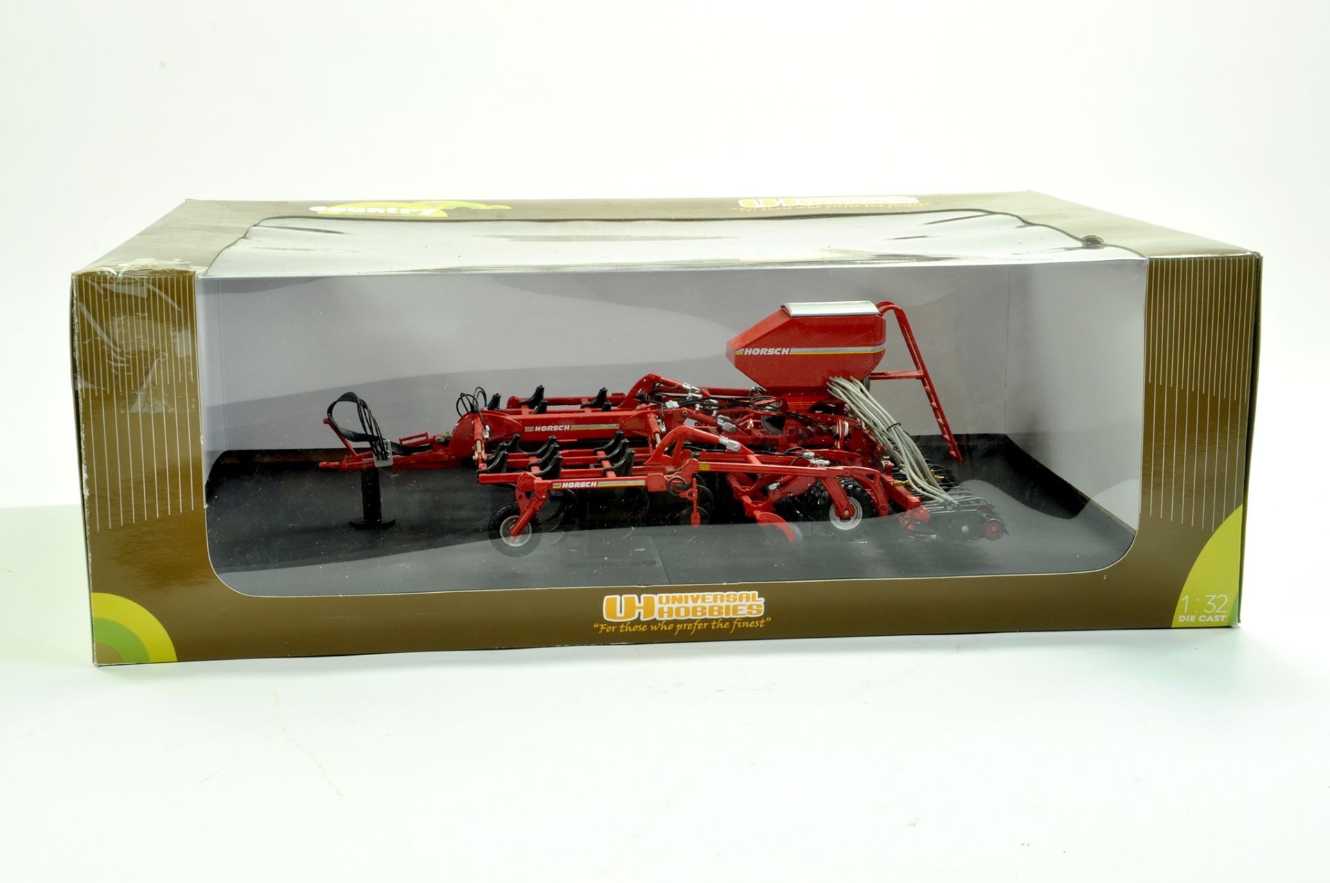 Universal Hobbies 1/32 Horsch Tiger Drill. Excellent, complete and with original box. Enhanced