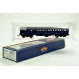 Model Railway H0 00 issue comprising Bachmann No. 34-625Y MK1 Suburban Brake Van LMR Blue. Limited