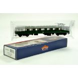 Model Railway H0 00 issue comprising Bachmann No. 39-333A BR MK2 FK Coach First Corridor SR Green.