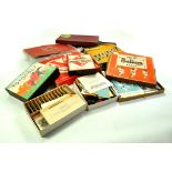 An interesting vintage game group, various including Monopoly, Totopoly and others. Not verified