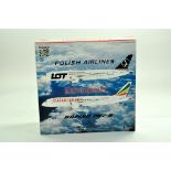 Model Aircraft Issue comprising 1/200 issue, Inflight Boeing 787-8. Note important condition