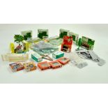 Assorted Britains comprising Accessories, Hedges, Trees, Fencing and other items. Generally good