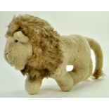 Merrythought nice large male Lion with particularly splendid mane, great pads and claws, 42cm. Note:
