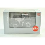 Siku 1/32 Farm Issue comprising 2005 Special Edition, Fendt 930 Tractor in Silver. Excellent with