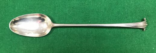 A George III silver basting spoon Onslow pattern (by Elizabeth Tookey, London 1771) 3.