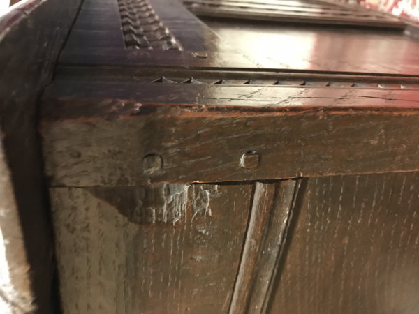 A circa 1700 oak coffer, - Image 19 of 22