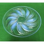RENE LALIQUE (1860-1945) - an opalescent and clear glass "Fleurons" plate,