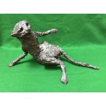 IN THE MANNER OF ROBERT CLATWORTHY (1928-2015) "Startled cat" verdigris patinated bronze study