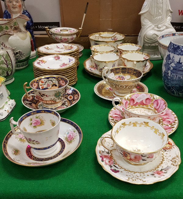 A Hammersley "Dresden Sprays" part tea service, Spode "Japan" pattern teacup and saucer (2697),