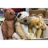 A collection of various soft toys to include a Jane Patterson Stoneleigh Bears gold plush bear,