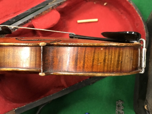 An early 20th Century child's violin in case, - Image 6 of 18