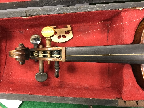 An early 20th Century child's violin in case, - Image 5 of 18