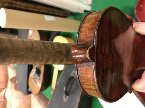 An early 20th Century child's violin in case, - Image 14 of 18