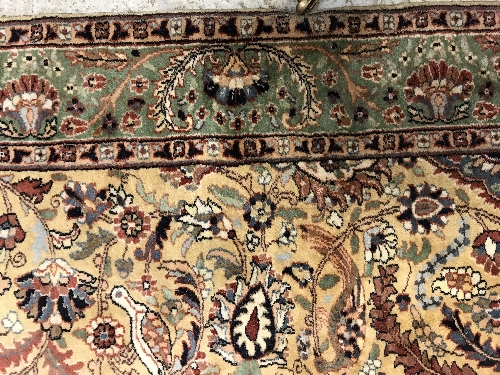 A Persian rug, - Image 7 of 14