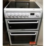 A Hotpoint HAE60 electric oven, a Kelvin