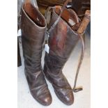 A pair of brown leather hunting boots CONDITION REPORTS Size not marked on boots but