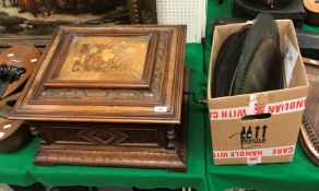 A Victorian walnut cased table top polyphone,