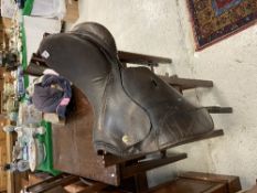 A KN dressage saddle, seat approx 17" CONDITION REPORTS In good working condition.