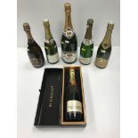 One bottle Moët & Chandon Brut Impérial (boxed),