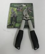 A Green Blade two piece stainless steel shear set