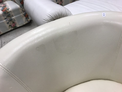 A near matching pair of modern Italian cream leather upholstered tub chairs on square tapered - Image 8 of 14