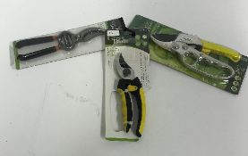 Three pairs of Green Blade pruners / secateurs